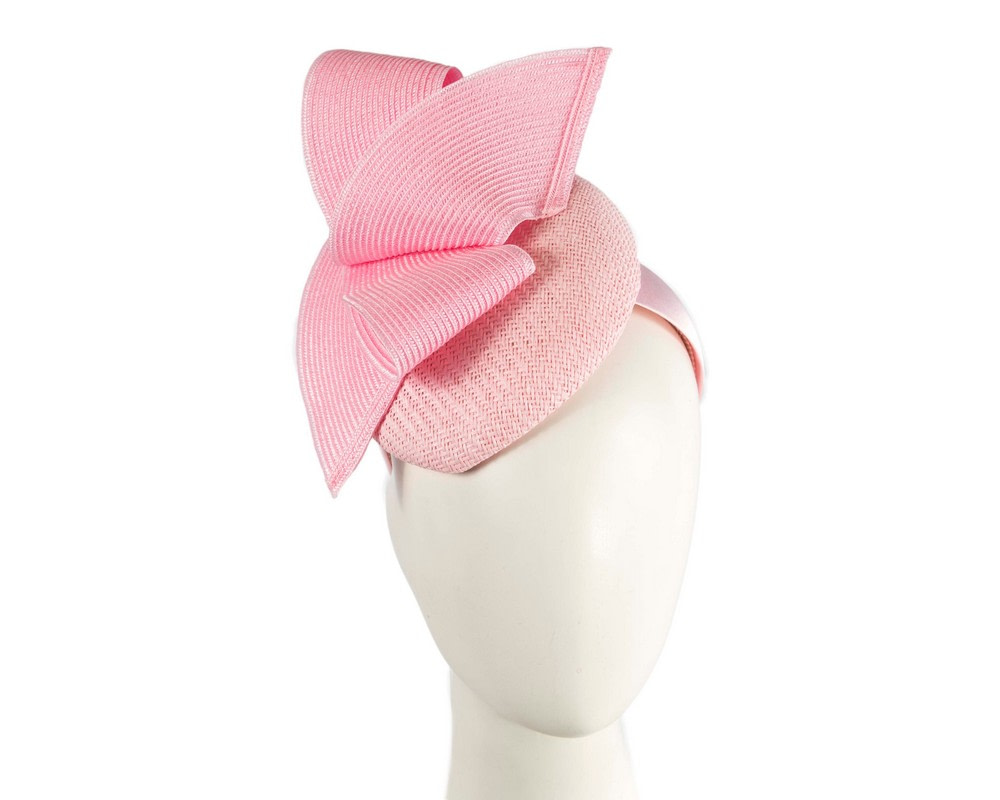 Bespoke pink pillbox fascinator by Fillies Collection