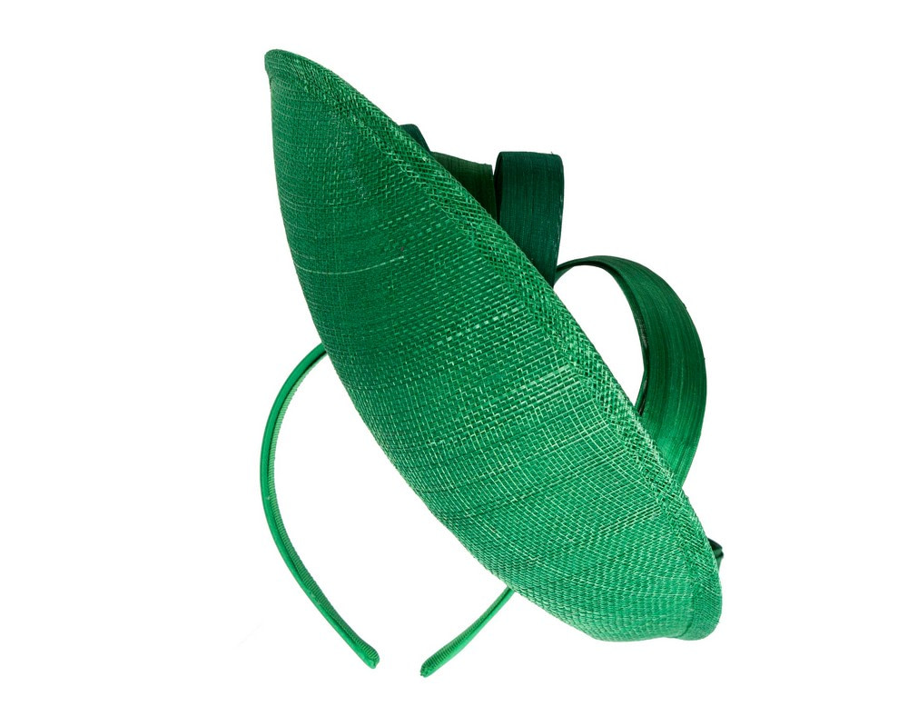 Green fascinator with loops by Max Alexander - Image 6