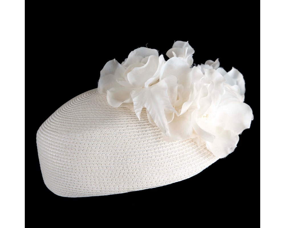 Cream beret hat with flowers by Max Alexander - Image 6