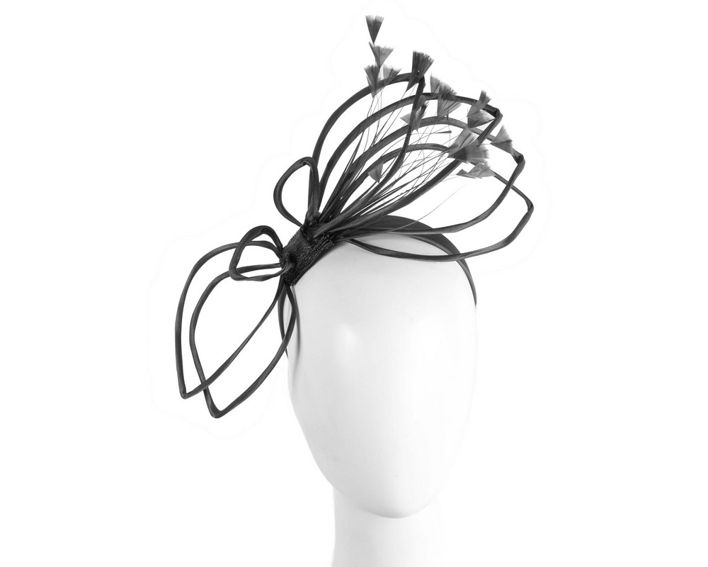 Sculpted black wire fascinator with feathers