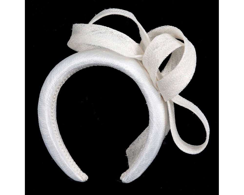 White sinamay bow on headband - Image 4