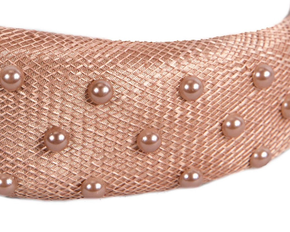 Taupe sinamay headband with pearls - Image 4