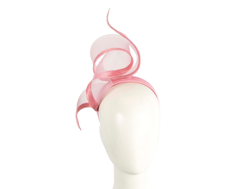 Bespoke dusty pink racing fascinator by Fillies Collection