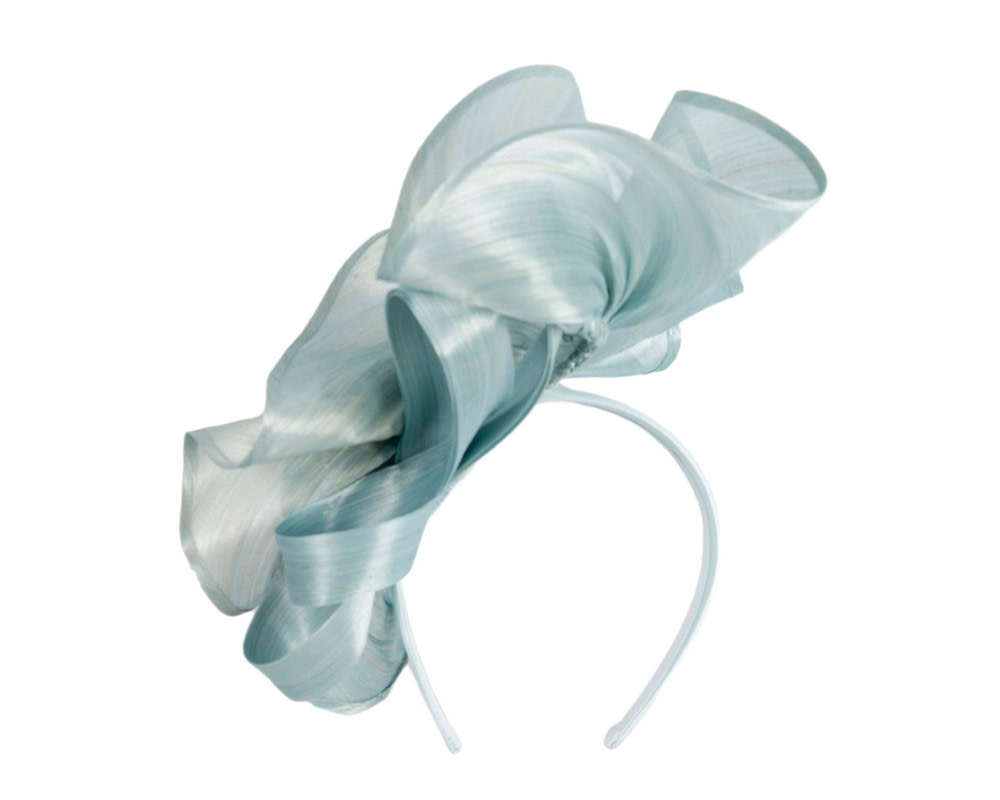 Exclusive light blue silk abaca racing fascinator - Image 4
