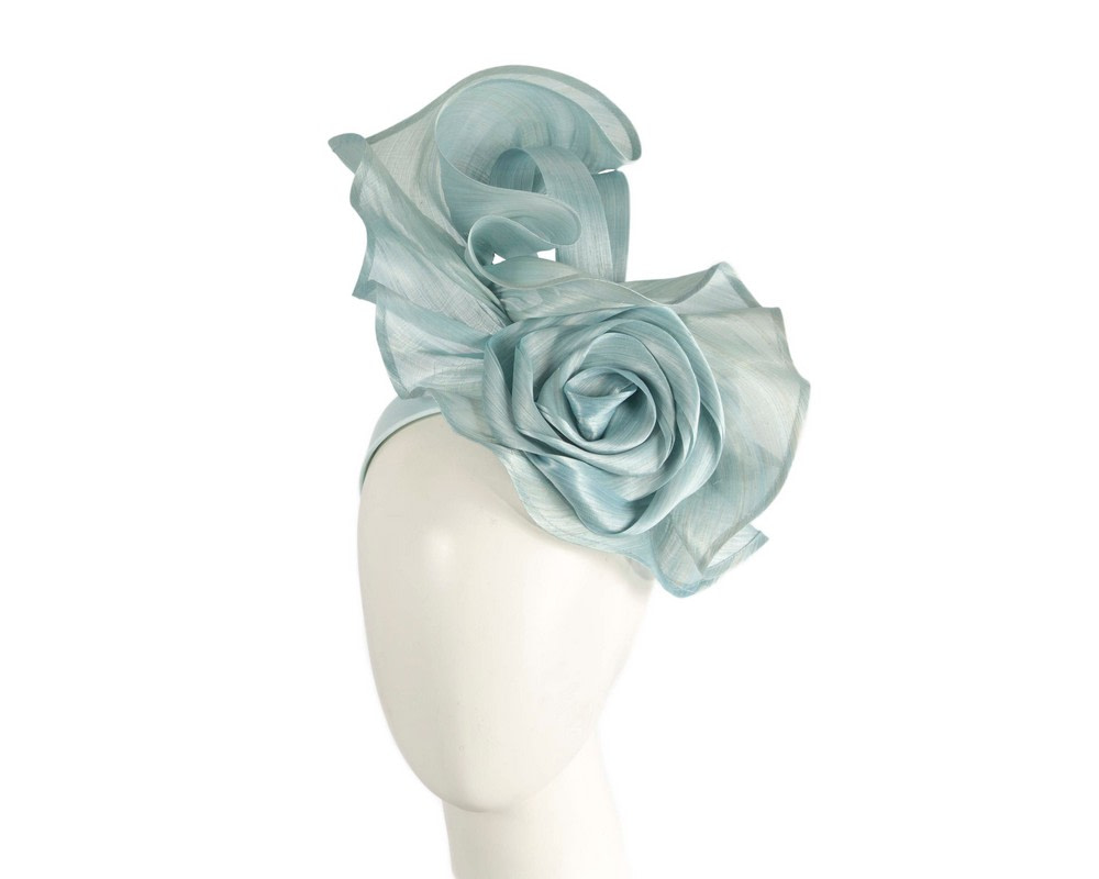 Exclusive light blue silk abaca racing fascinator