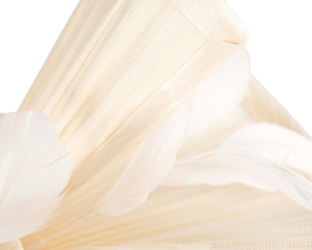 Bespoke cream Australian Made racing fascinator by Fillies Collection - Image 4