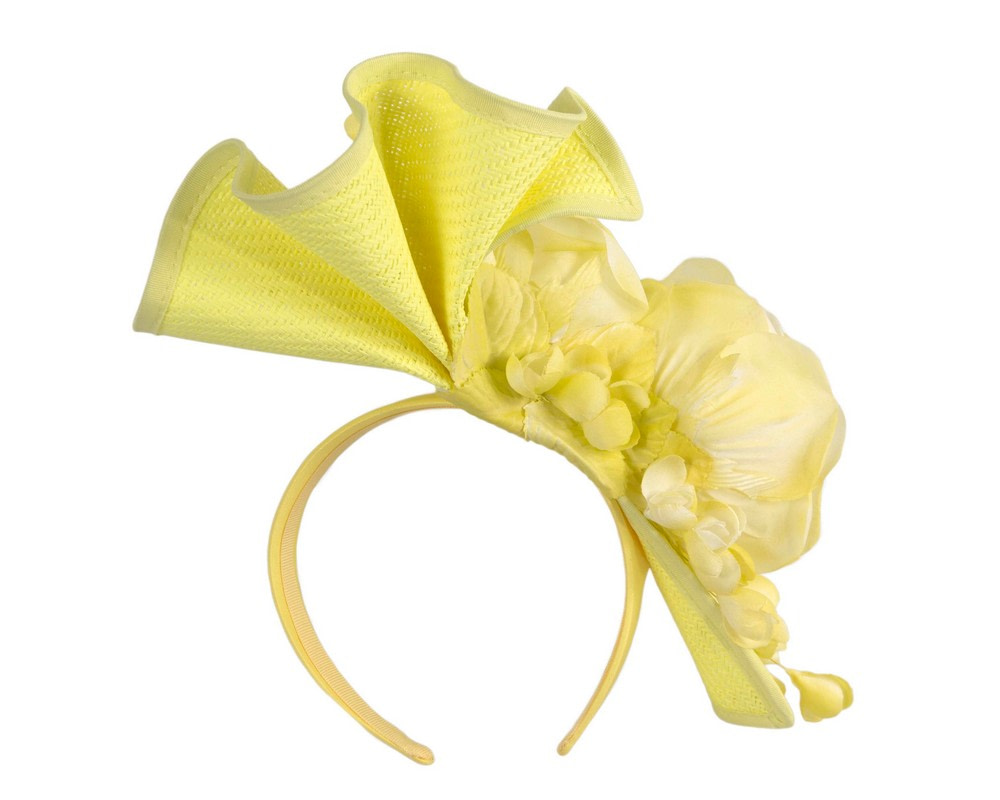 Tall fluro yellow fascinator with flower by Fillies Collection - Image 4