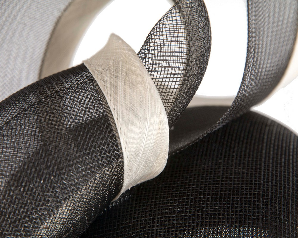 Black & cream spring racing fascinator by Fillies Collection - Image 5