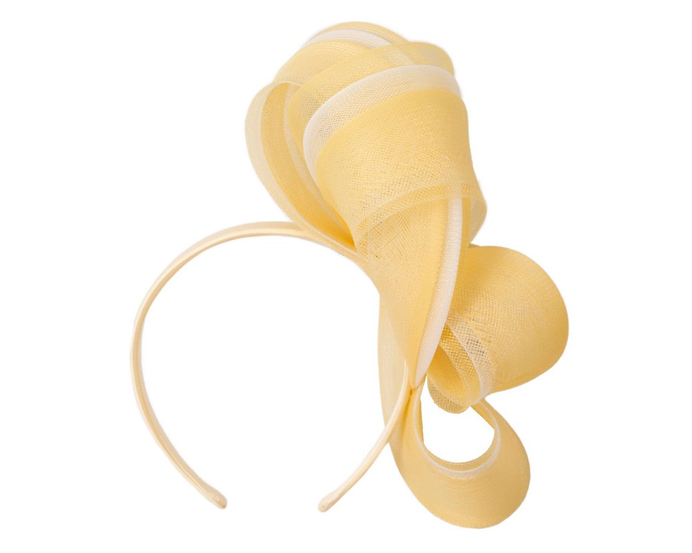 Pale yellow crinoline fascinator by Cupids Millinery - Fascinators.com.au Pale yellow crinoline fascinator by Cupids Millinery - Image 4