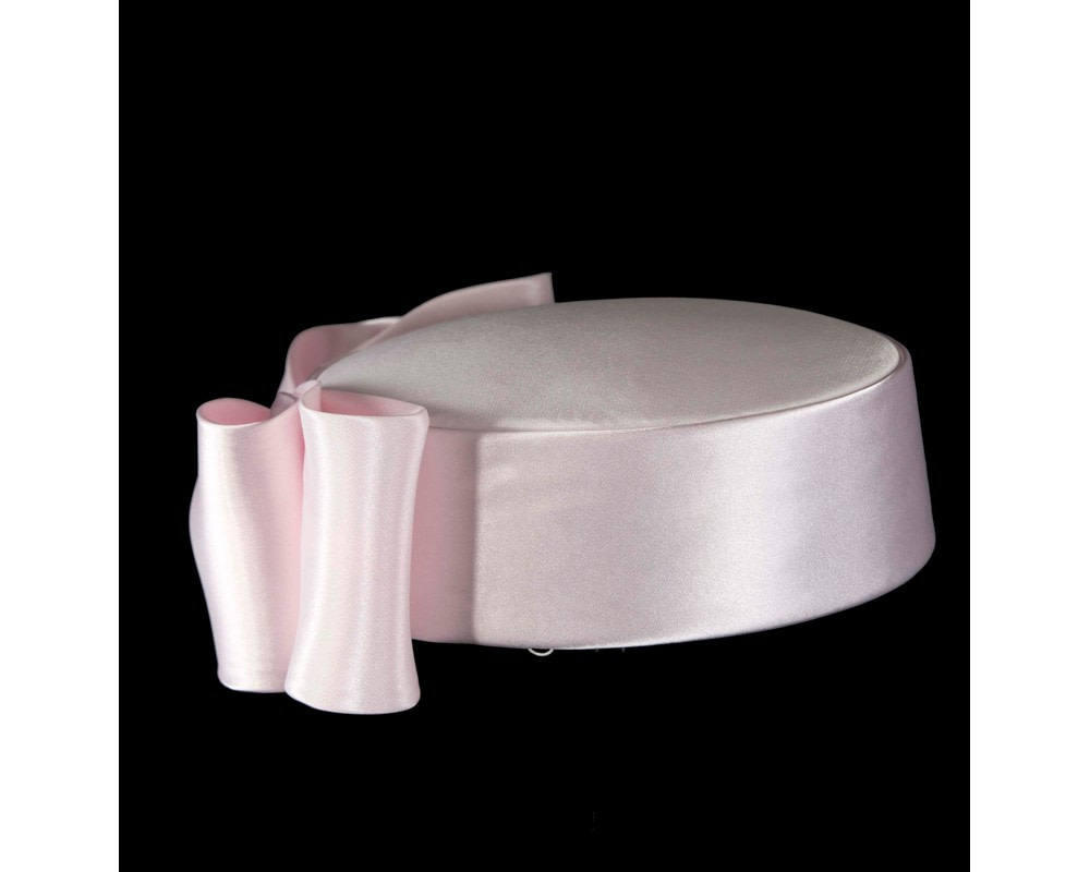 Luxury Sculpted Baby Pink Bow Pillbox by Cupids Millinery - Image 3