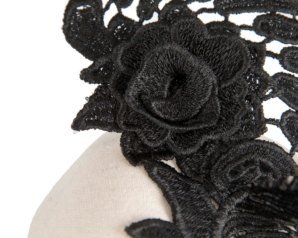 Cream & Black Pillbox Fascinator with Stunning Lace Design - Fascinators.com.au Cream & Black Pillbox Fascinator with Stunning Lace Design - Image 4