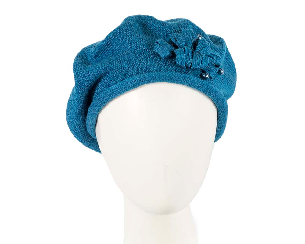 Classic warm blue wool beret. Made in Europe