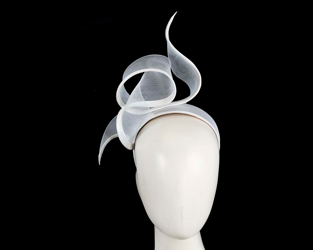 Bespoke white racing fascinator by Fillies Collection