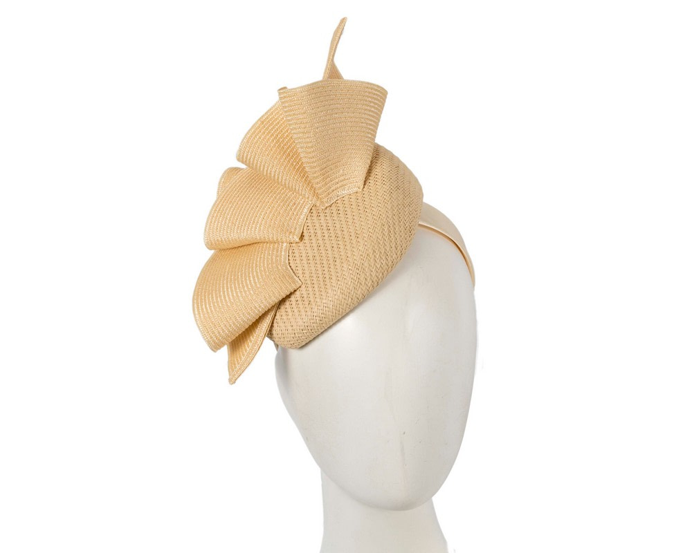 Bespoke nude pillbox fascinator by Fillies Collection
