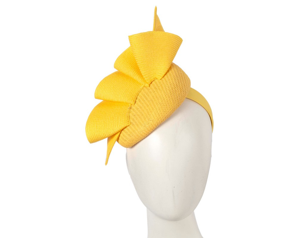 Bespoke yellow pillbox fascinator by Fillies Collection