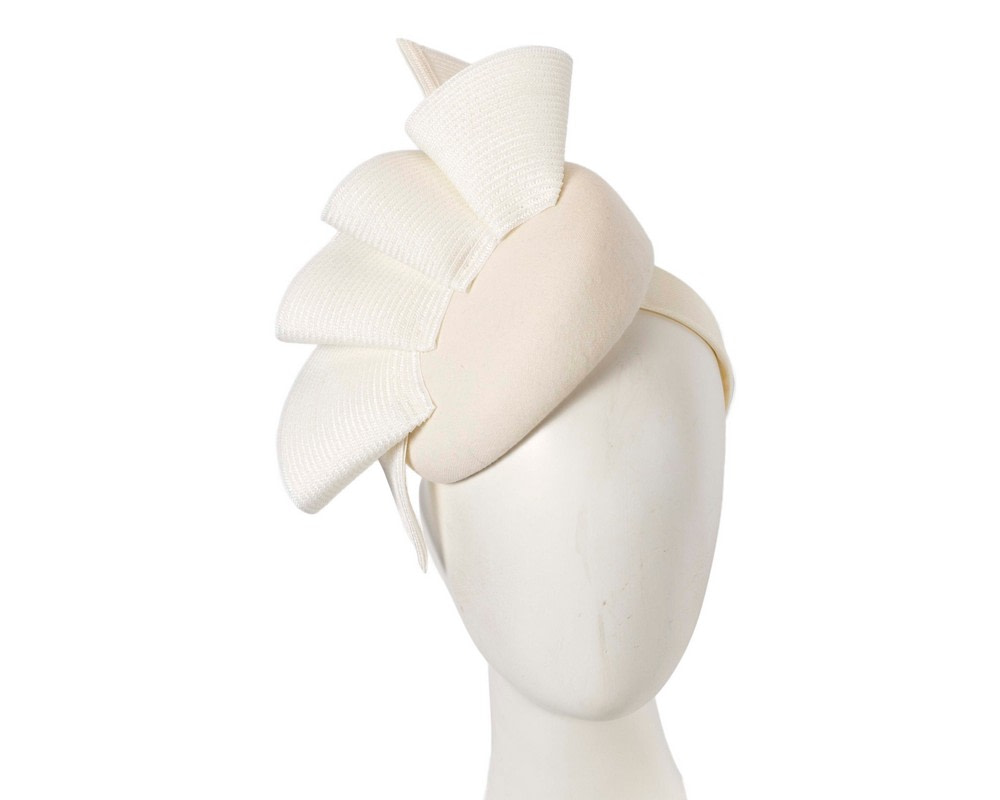 Cream winter racing fascinator by Fillies Collection