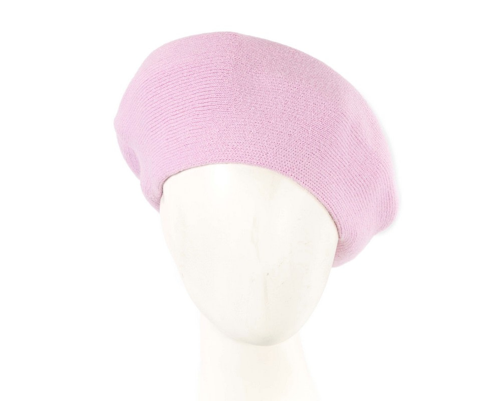 Classic warm pink wool beret. Made in Europe