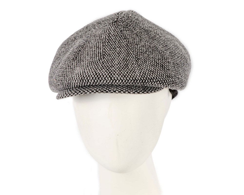 Classic warm grey wool beaked cap. Made in Europe