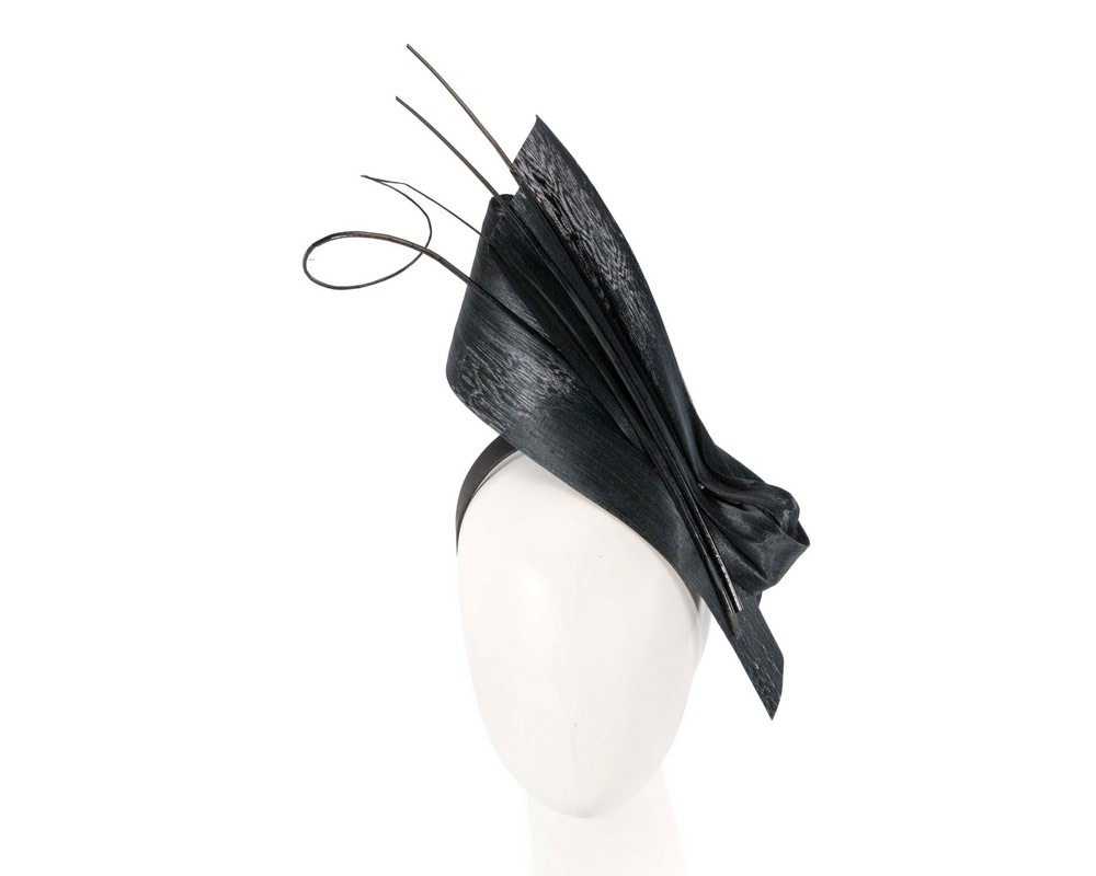 Bespoke black racing fascinator by Fillies Collection