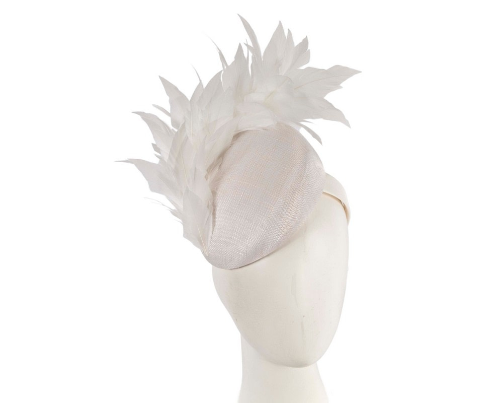 Cream spring racing fascinator with feathers
