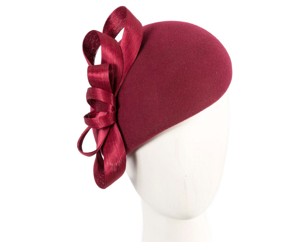Burgundy winter felt beret hat by Fillies Collection