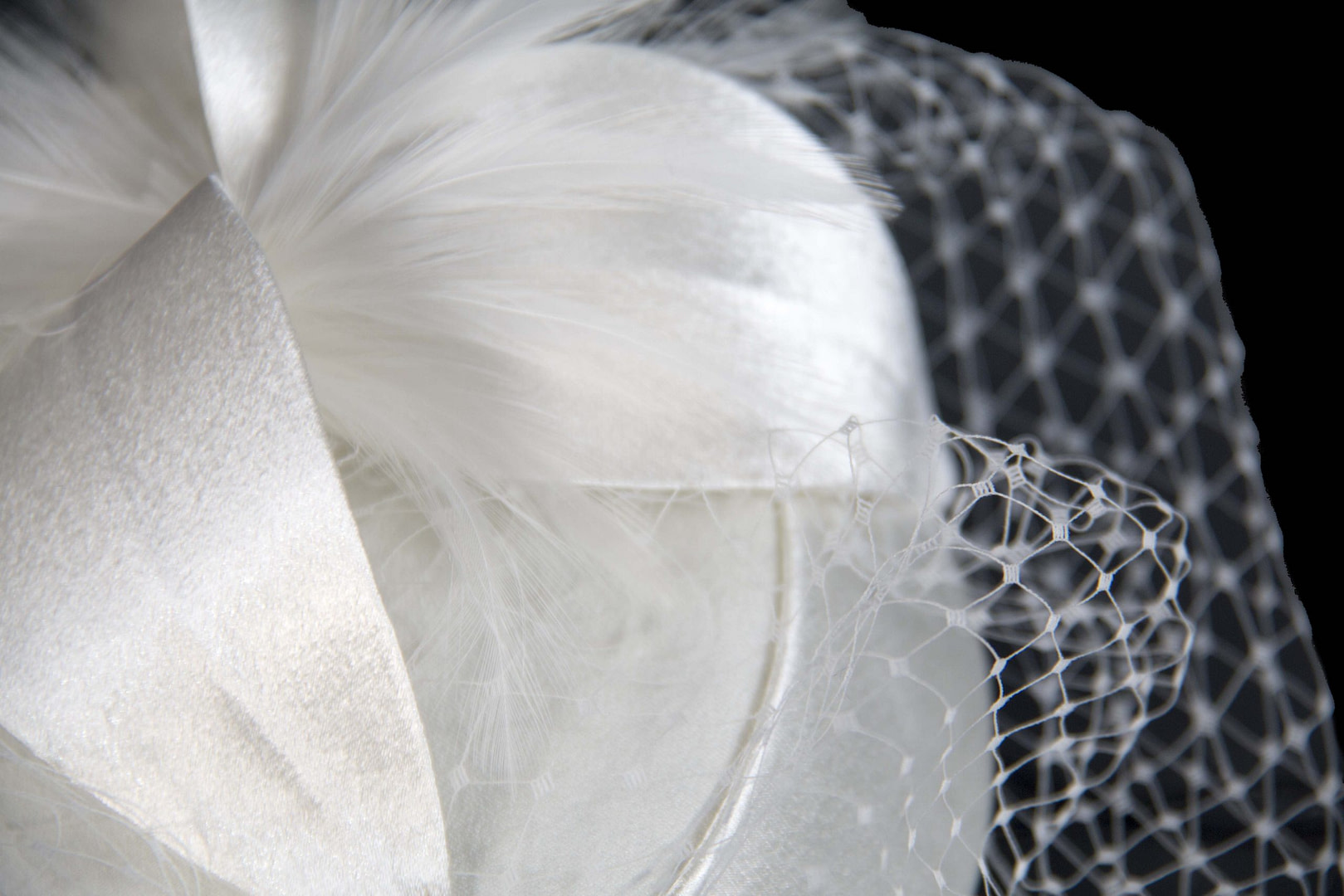 Cream pillbox hat K4811C - Image 3