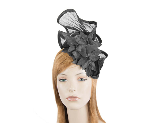 Black fascinator with leather flowers by Fillies Collection