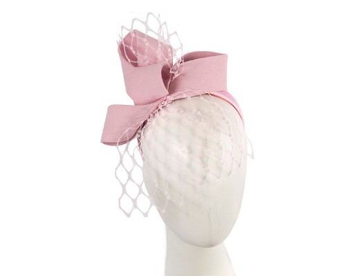 Pink felt racing fascinator with face veil