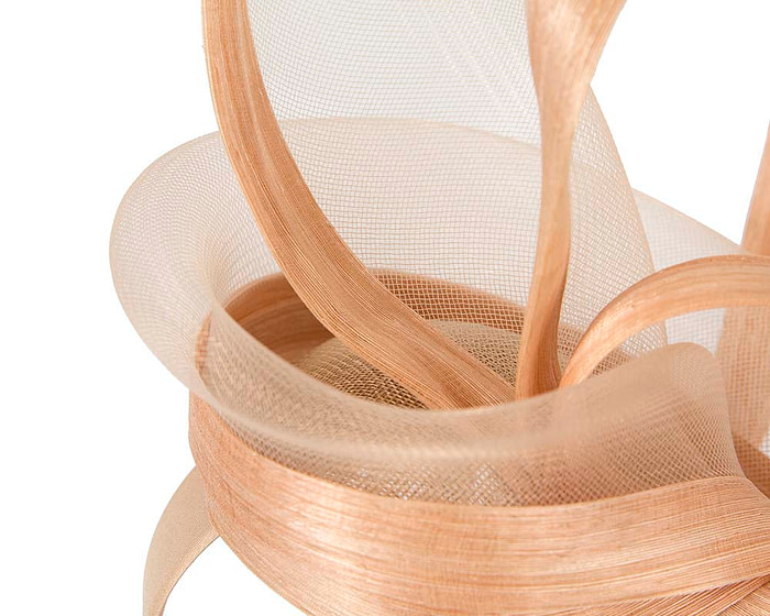 Bespoke Nude fascinator by Fillies Collection - Image 5