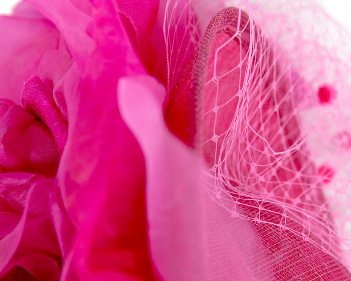 Traditional fuchsia fascinator with flowers and face veil - Image 3