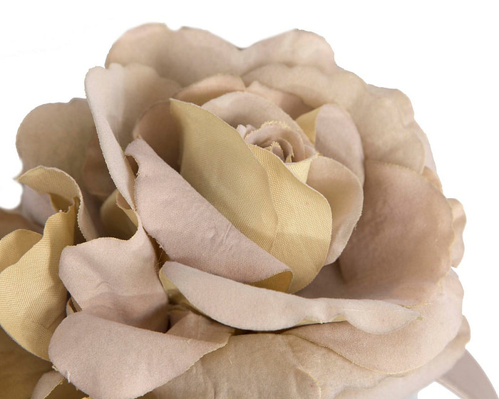 Max Alexander Soft Olive Flower Headband - Image 3