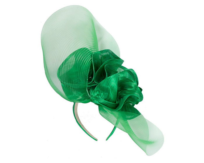 Bespoke green fascinator by Fillies Collection - Image 4