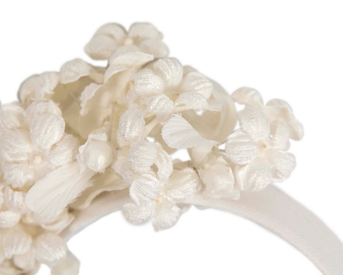 Max Alexander cream flower fascinator headband - Image 3