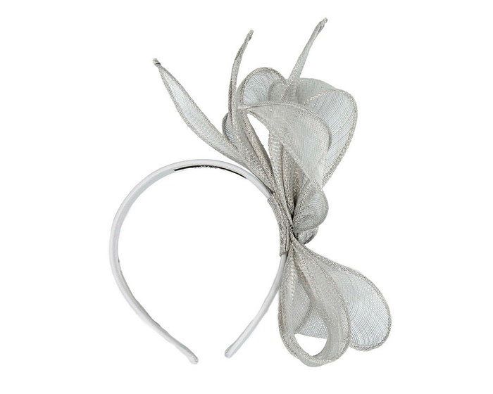 Elegant Silver Sinamay Bow Headband by Max Alexander - Image 4