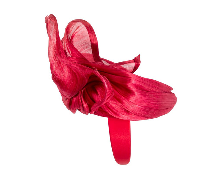 Bespoke red fascinator by Fillies Collection - Image 6
