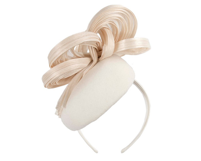 Bespoke cream winter fascinator by Fillies Collection - Image 6