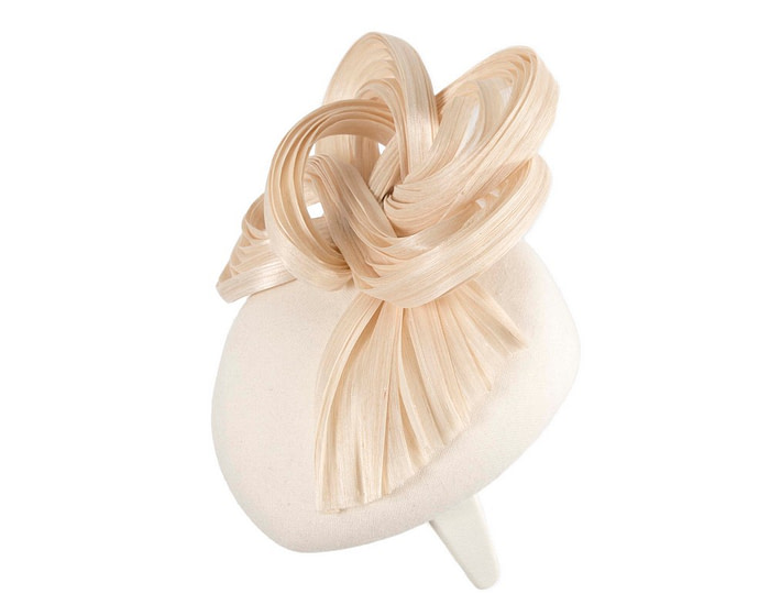 Bespoke cream winter fascinator by Fillies Collection - Image 3