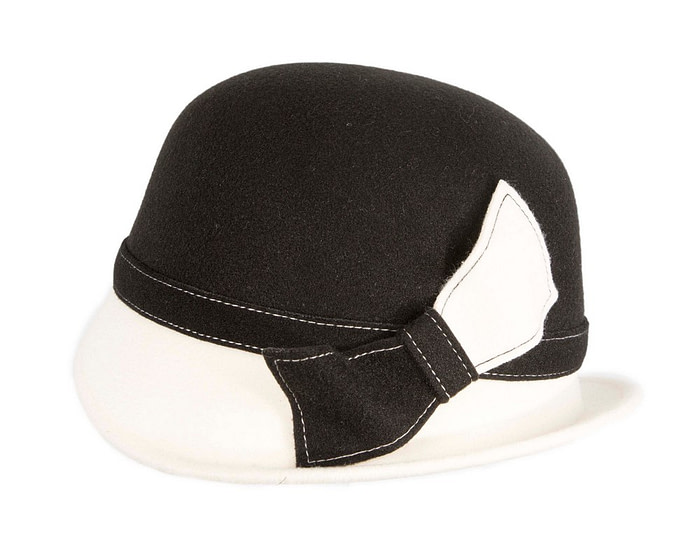 Black & cream ladies winter fashion hat - Image 4