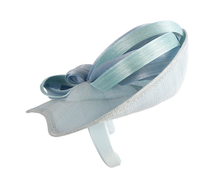Light blue fascinator with loops by Max Alexander - Image 3