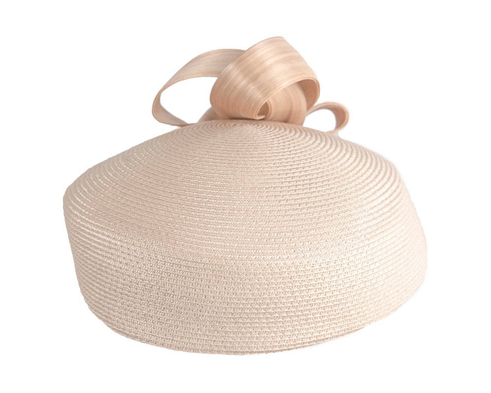 Fashion beige beret hat with bow by Max Alexander - Image 3