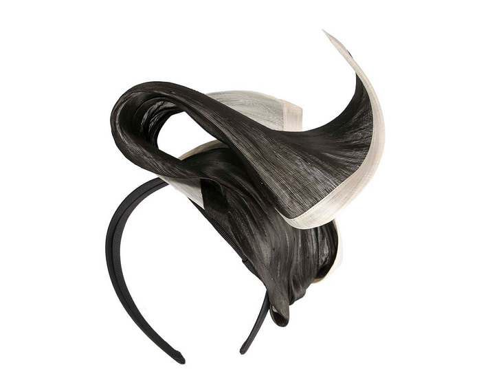 Cream & Black silk abaca fascinator by Fillies Collection - Image 6
