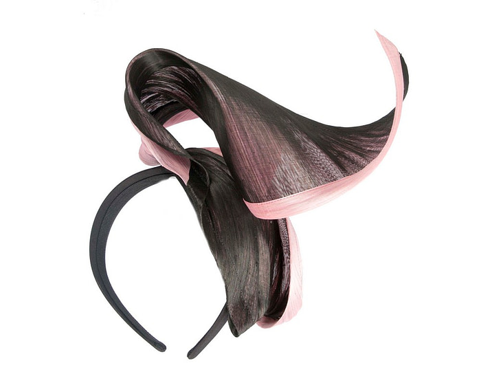 Pink & black silk abaca fascinator by Fillies Collection - Image 5