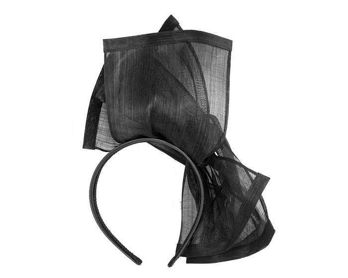 Twisted black silk abaca fascinator by Fillies Collection - Image 4