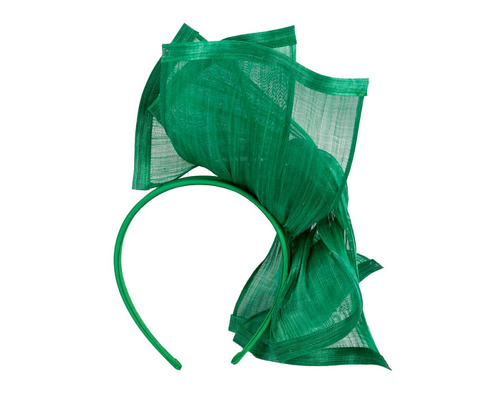 Twisted green silk abaca fascinator by Fillies Collection - Image 4
