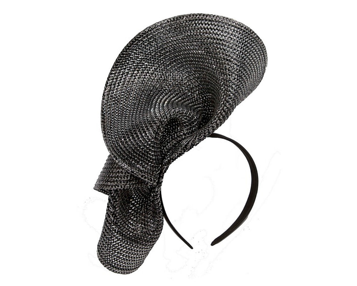 Bespoke shiny black fascinator by Fillies Collection - Image 4