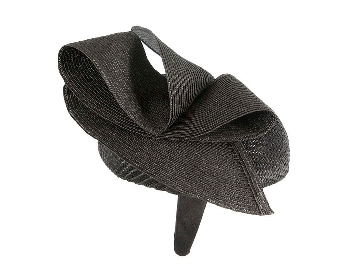 Bespoke black pillbox fascinator by Fillies Collection - Image 4