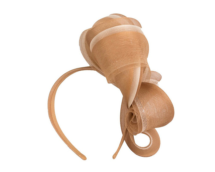 Coffee & Nude crinoline fascinator by Cupids Millinery - Image 4
