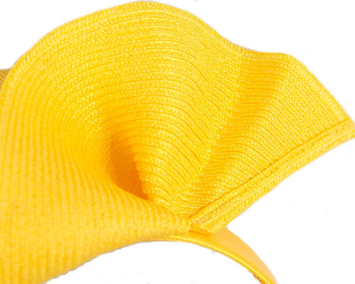 Yellow wave fascinator by Max Alexander - Image 3