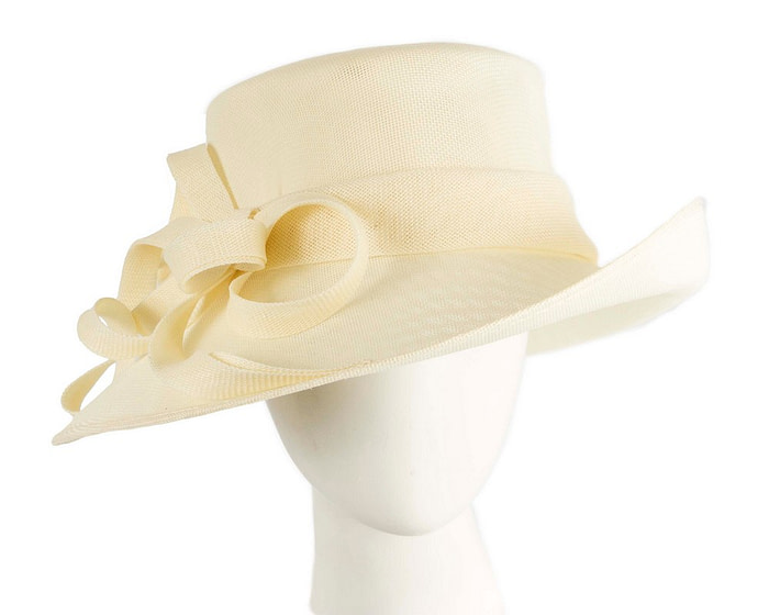 Cream ladies fashion hat by Max Alexander