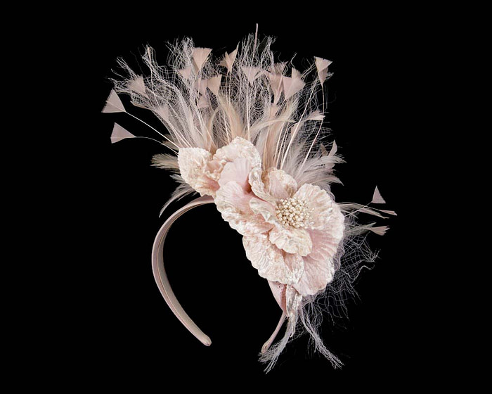 Blush feather flower racing fascinator - Fascinators.com.au